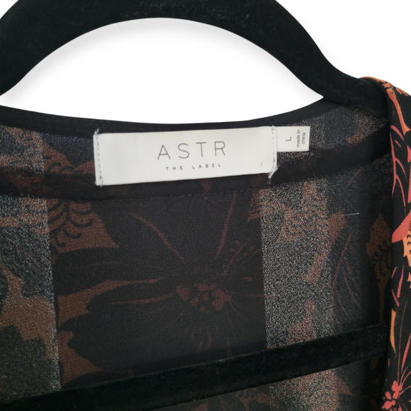 ASTR The Label Floral Smocked V-Neck Long Sleeve Dress Black/Coral Women Sz L - Picture 9 of 16